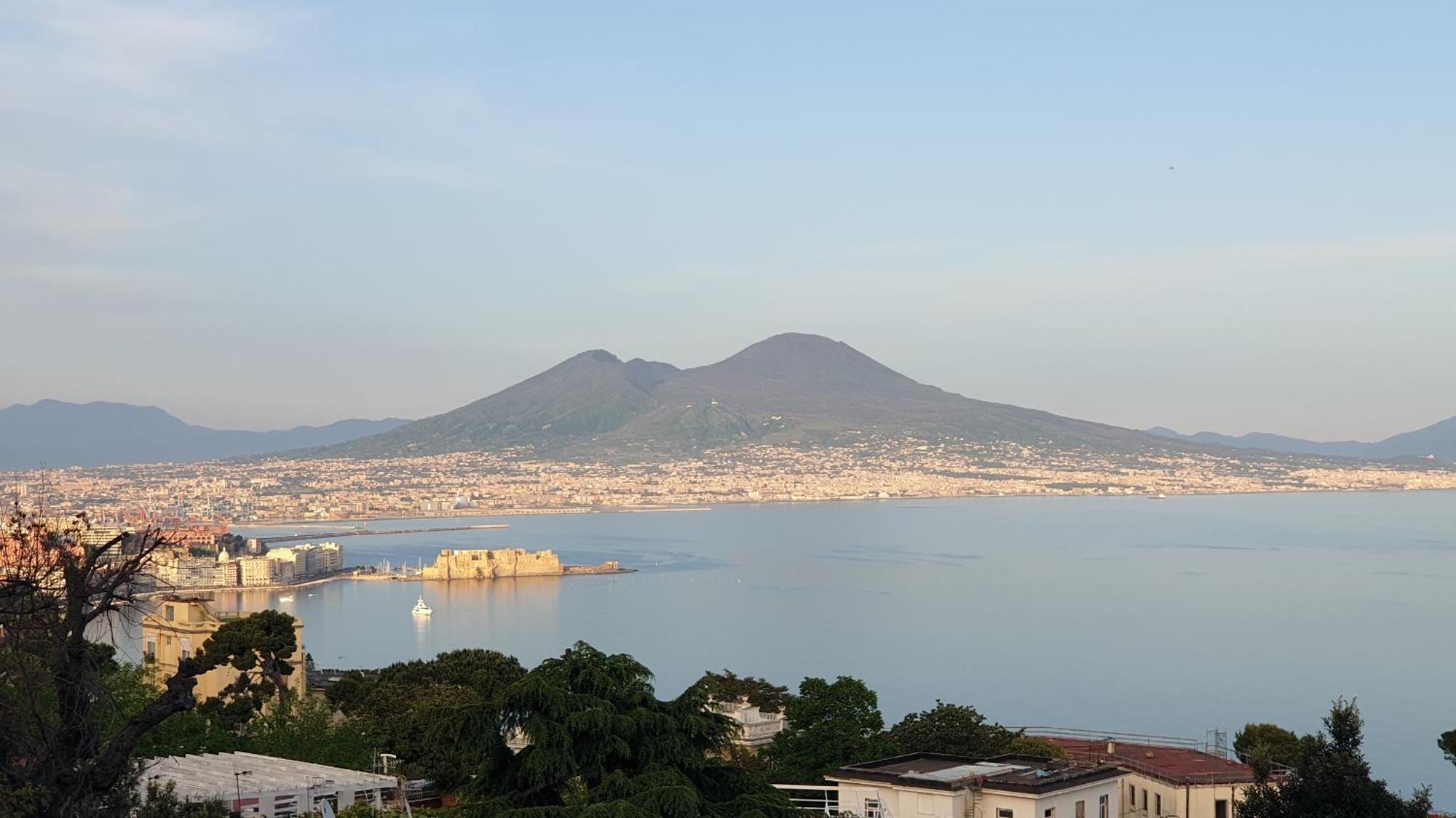 Napoli Stadio - 3 Bedrooms - 2 Bathrooms - Free Park Kültér fotó