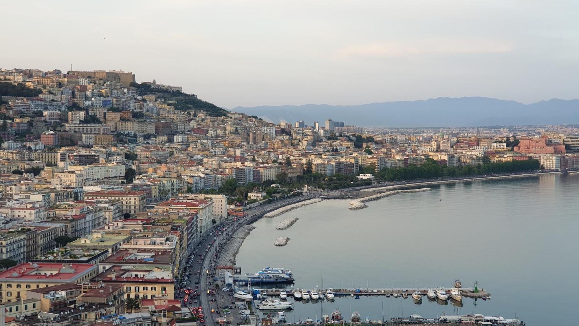 Napoli Stadio - 3 Bedrooms - 2 Bathrooms - Free Park Kültér fotó