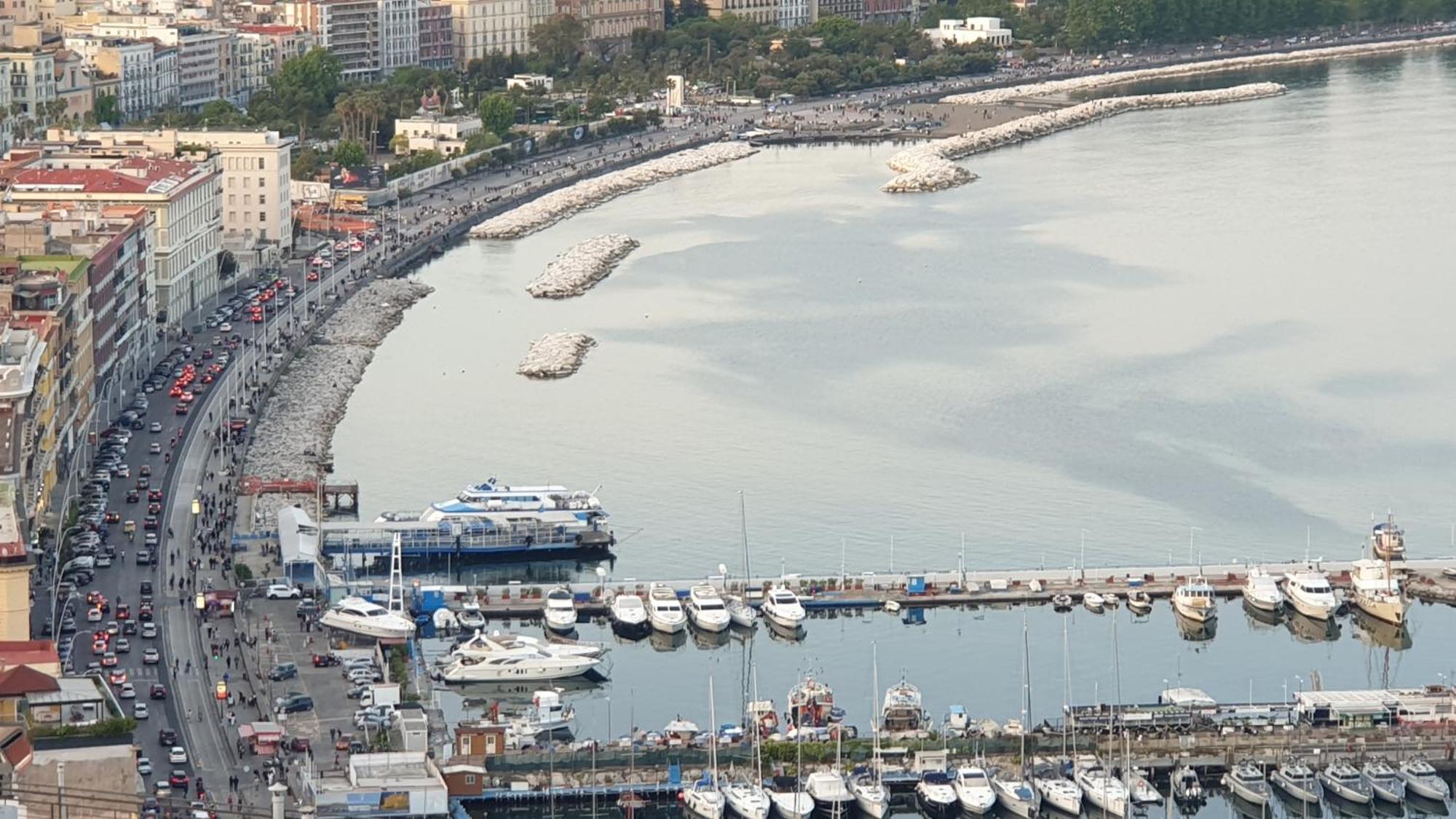 Napoli Stadio - 3 Bedrooms - 2 Bathrooms - Free Park Kültér fotó